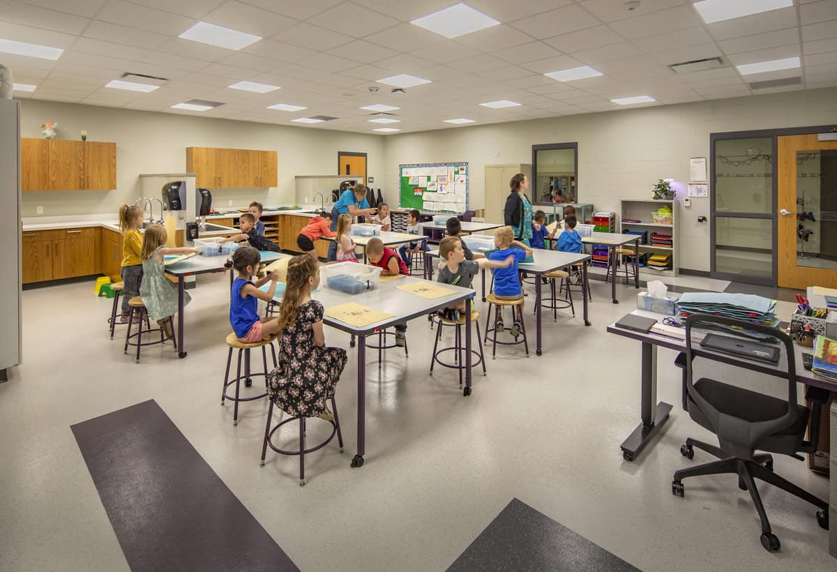 Dodgeland School District art room